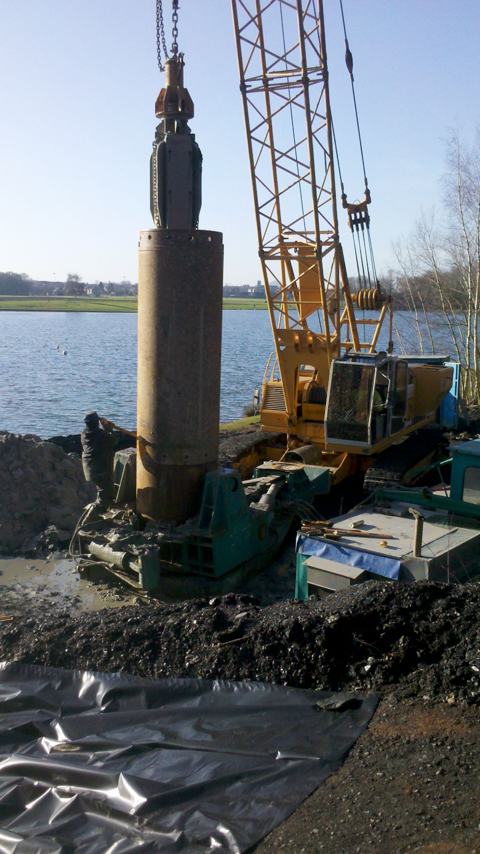 3 forages d’alimentation en eau potable de 37 et 40 m dans la craie, équipés en inox Ø 700-550 mm et Ø 600-450 mm, Wingles (photo 2)